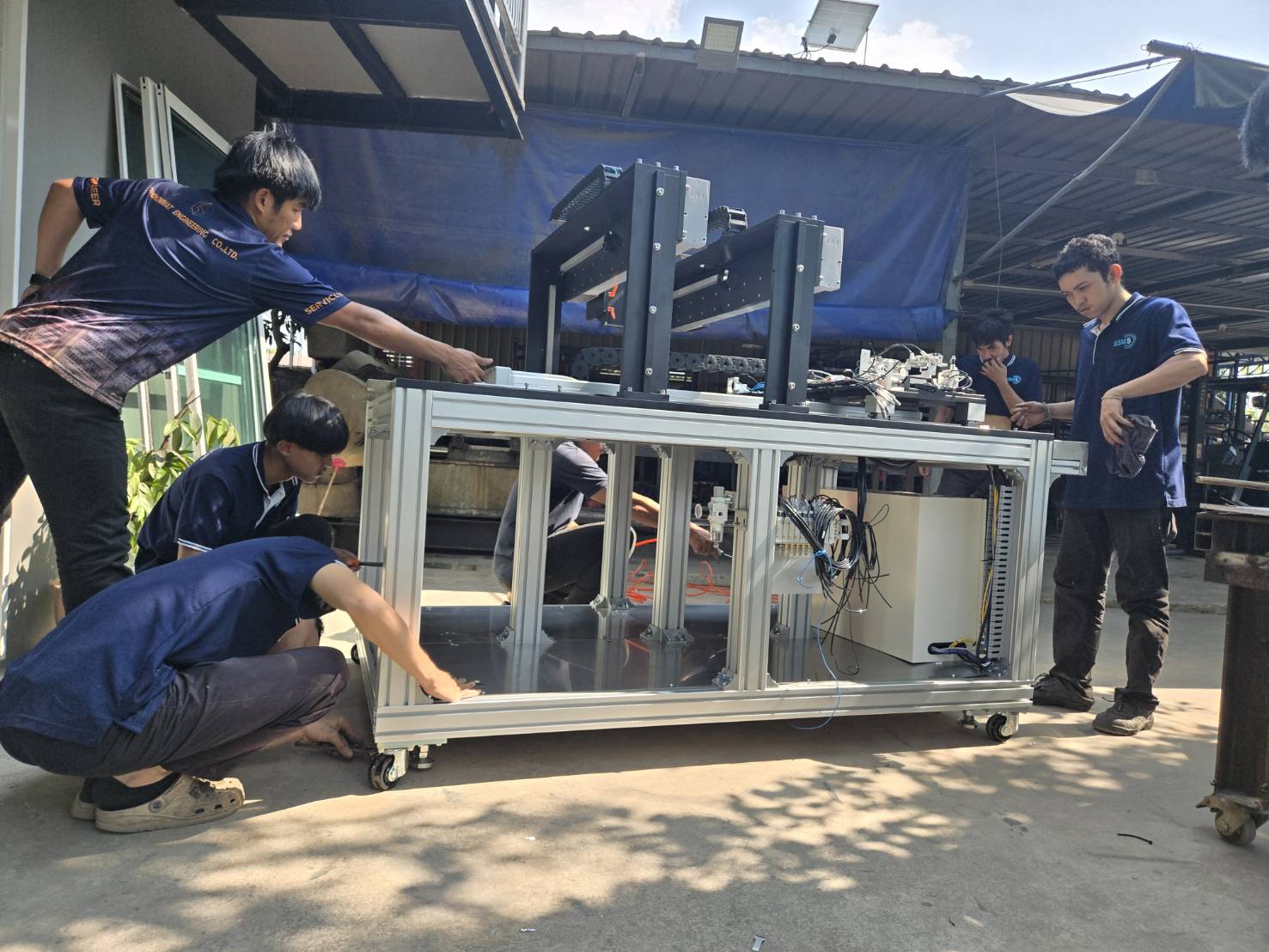 ทีมช่างตรวจสอบคุณภาพ JIG & Fixture