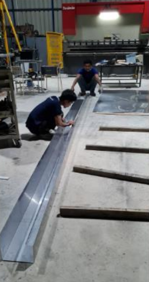 งานตัดพับขึ้นรูปแผ่นสแตนเลส (Precision Folding)